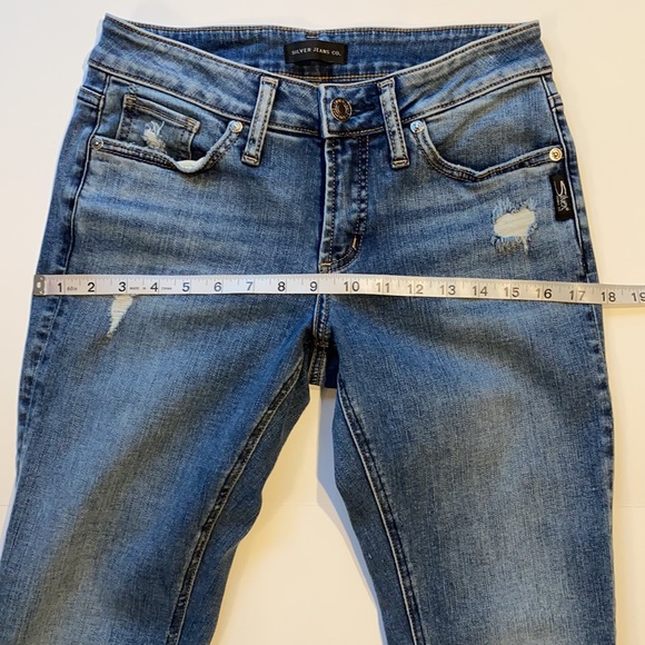 Silver Jeans SZ 26 Length 29 Suki Slim Distressed Denim Blue Jeans D32 - Picture 10 of 14